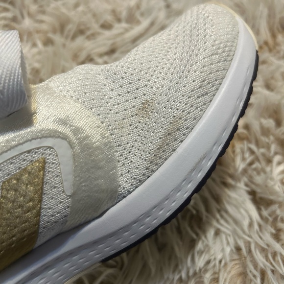 Adidas Women’s Edge Lux 5 running shoe - Picture 9 of 10